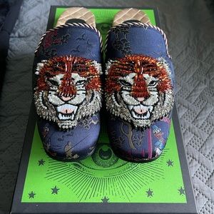 Gucci NWT limited edition Donald Duck slippers